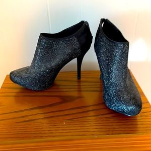 High heel secret shoes